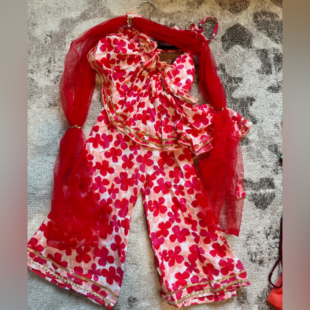 Cute red and white jumpsuit